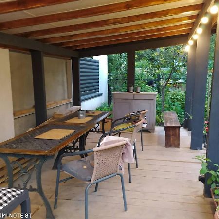 Flat In Cottage Close To The Centre Parking, Wifi, Bbq Lviv Exteriör bild