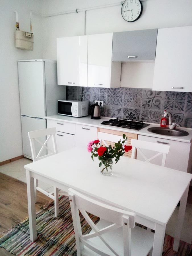 Flat In Cottage Close To The Centre Parking, Wifi, Bbq Lviv Exteriör bild